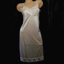 Vintage LORRAINE Full Slip