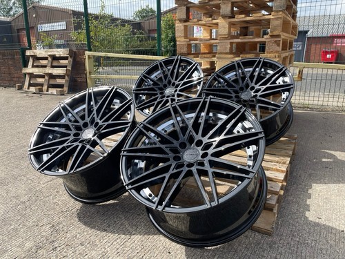 Bmw alloy wheels - 20”,