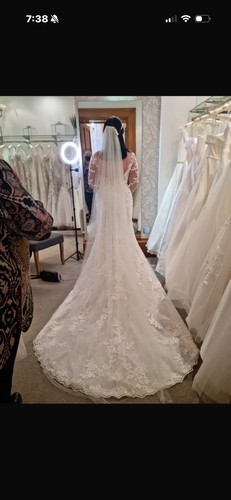 Pronovias lace wedding dress - lace,