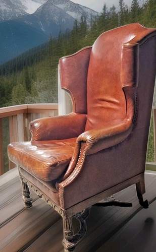 Vintage wingback warm aged - in,