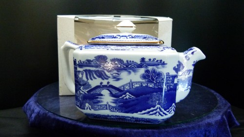 Ringtons miniature