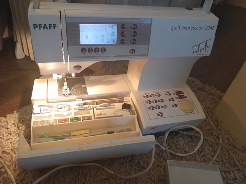 Pfaff quilt expression - pfaff, 2046