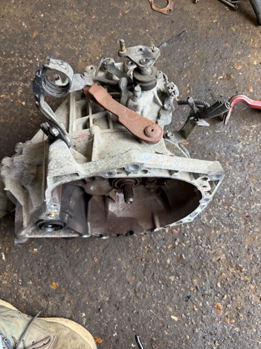 Toyota aygo mk1 - toyota,