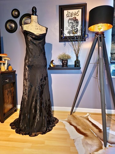 Monsoon gothic black bias - black,