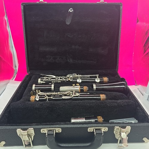 Vintage clarinet plastic - clarinet,