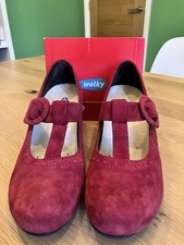 Wolky Red Suede Low Heeled Shoes Size 39.5 Or 6 1/2 Excellent Condition