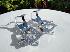 New MKS GR-10 Road Bike/Touring Bike Pedals + New MKS Half Toe Clips (Deep)