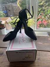 New In Box. Dancia Women’s Tango Ballroom Shoes. Size 3.5. Satin.