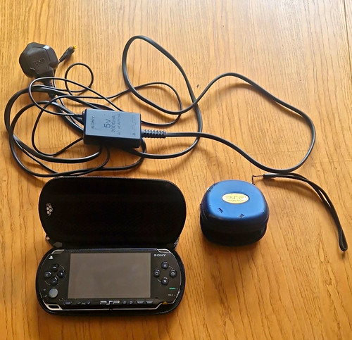 Sony psp 1003 black handheld - sony,