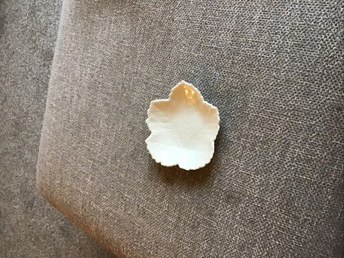 Beleek leaf dish - leaf,
