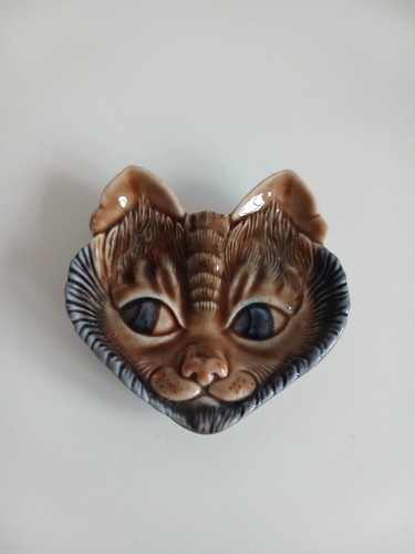 Vintage wade porcelain cat - wade,