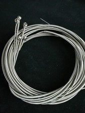 Bass guitar strings