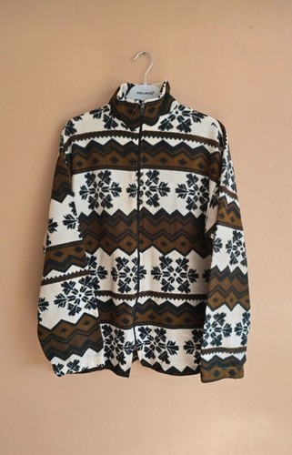 Medium vintage style fair - vintage,