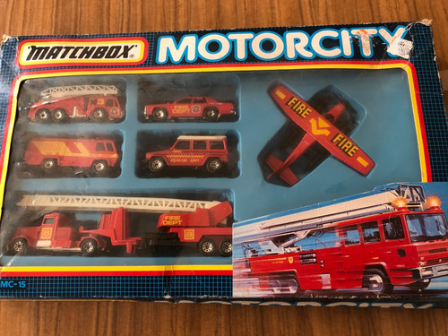 Matchbox motorcity set - motorcity, mc15