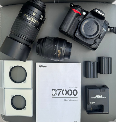 Nikon d7000 camera body 2 - nikon,