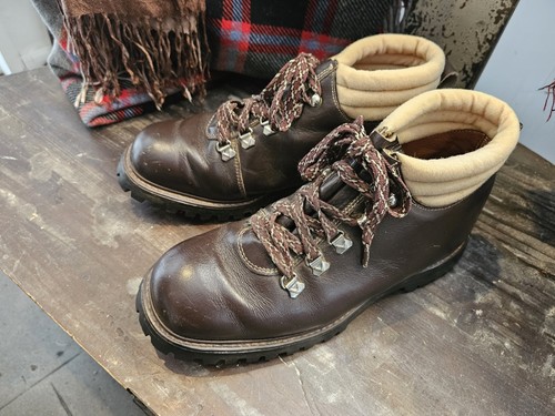 Vintage walking boots - vintage,
