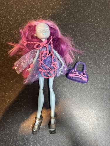 Kiyomi haunterly monster high - monster,