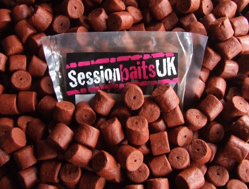 Bloodworm pre drilled halibut - bloodworm, pre-drilled