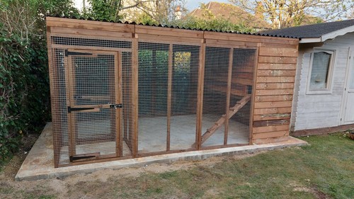 Catio cat run raised - cat,
