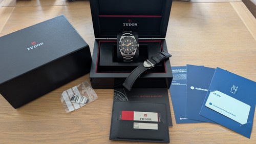 Tudor black bay - tudor,