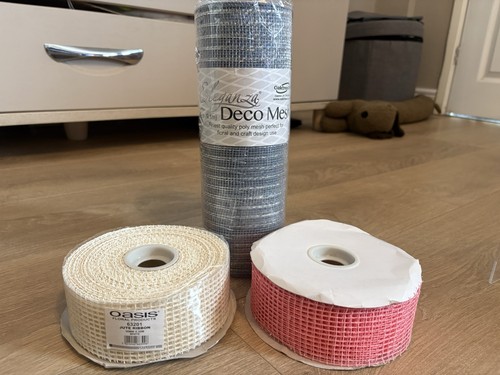 Floral mesh and jute - mesh,
