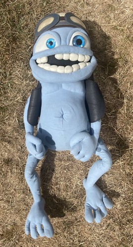 Giant crazy frog - giant, annoying