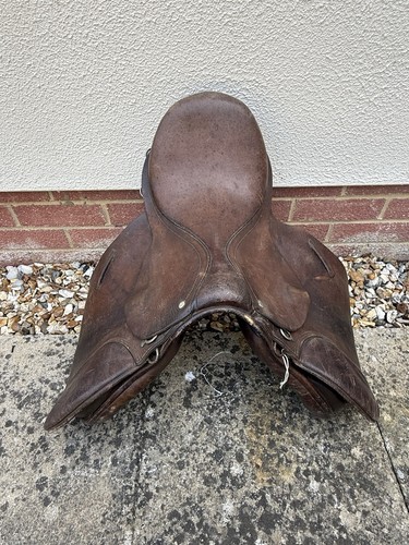 Barnsby saddle with pony - saddle,