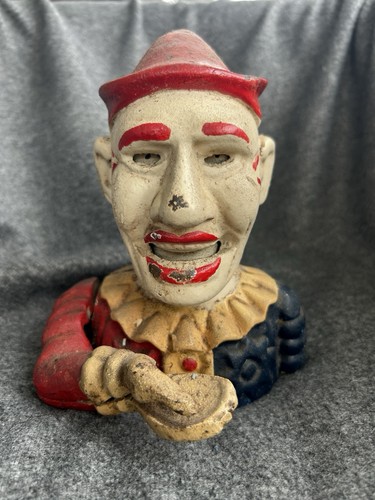 Vintage cast iron clown money - cast,