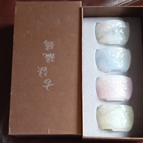 Chinese jade hardstone cup - cup, set