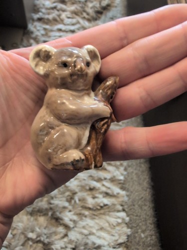 Beswick koala branch 1039 - on,