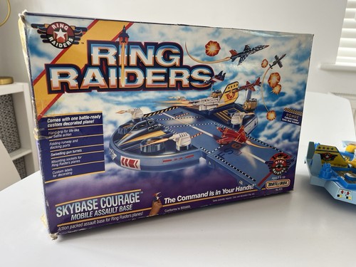 Matchbox ring raiders - matchbox, skybase