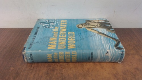 Man and the underwater - man,