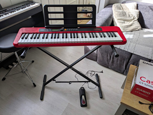 Casio s200rd keyboard - ct-s200rd,