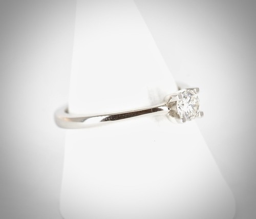 4ct brilliant cut natural - cut,