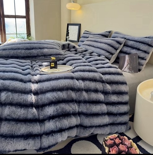 Plush faux rabbit fur - faux,