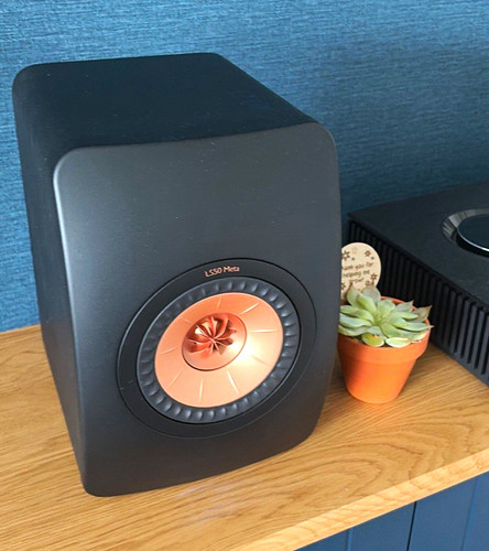 Kef ls50 meta bookshelf - kef,