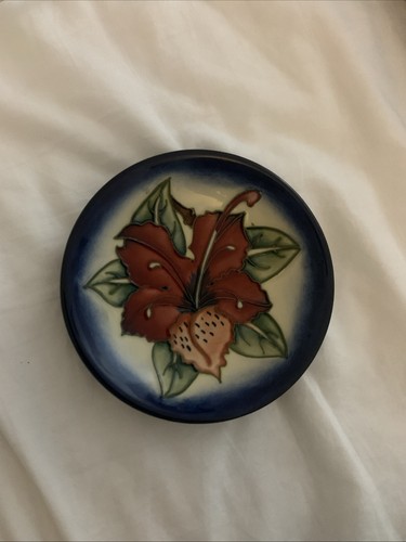 Moorcroft hibiscus pin dish - hibiscus,