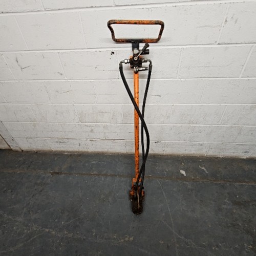 Red band hydraulic roller beam - red,