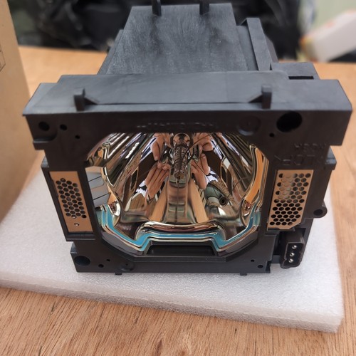 Sanyo plc xp200l inside lamp - sanyo, plc-xp200l
