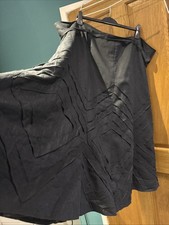 Lovely Full Skirt. Ann Harvey