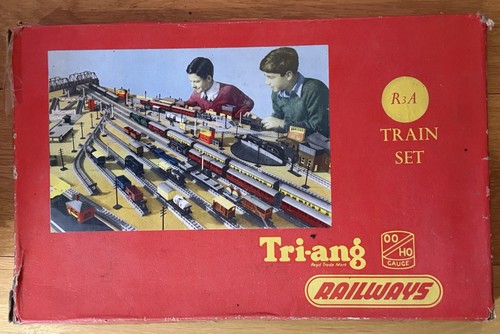 Triang r3a train set - train,