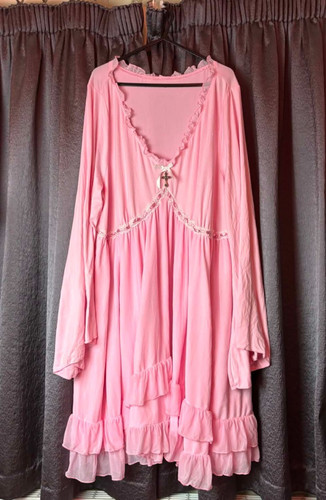 Pretty pink lined - ruffle, hem