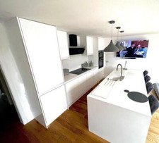 Super White Quartz  Worktops