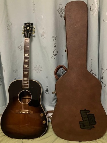 Acoustic guitar gibson - acoustic, j-160-e