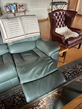 Green Leather Reclining Corner Sofa – Cozy, Stylish & Well-Cared For
