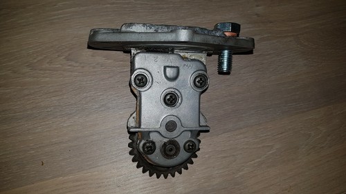 Honda cb72 cb77 - pump, with