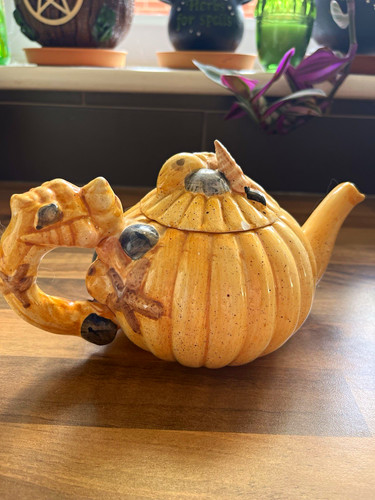 Pumpkin shaped ceramic teapot - pumpkin,
