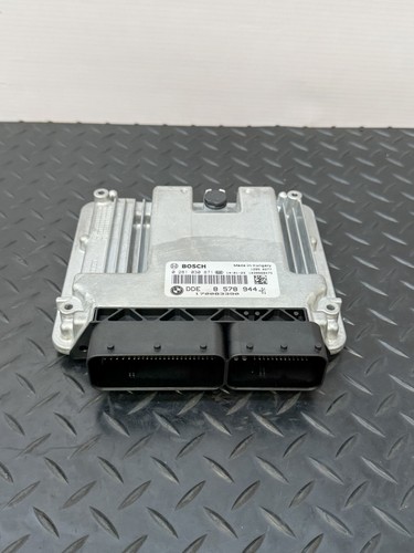 Bmw series f30 f31 engine - 3,