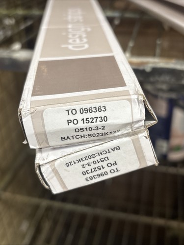 Boxes karndean design strip - boxes,