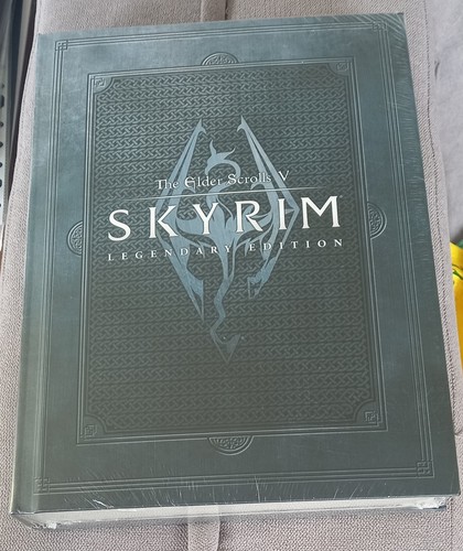 Elder scrolls skyrim - v,